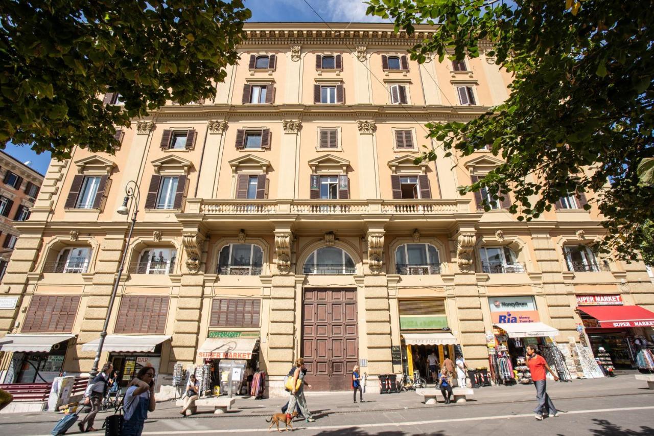 Roof Top Magic Piazza Del Popolo ローマ エクステリア 写真